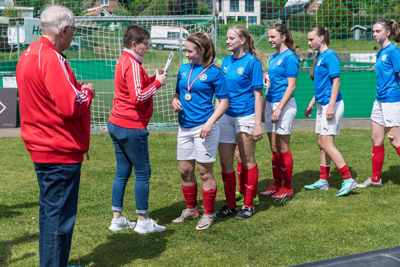 Bild 87 - wBJ SH-Pokalfinale  Holstein-Kiel - SV Viktoria : Ergebnis: 1:0